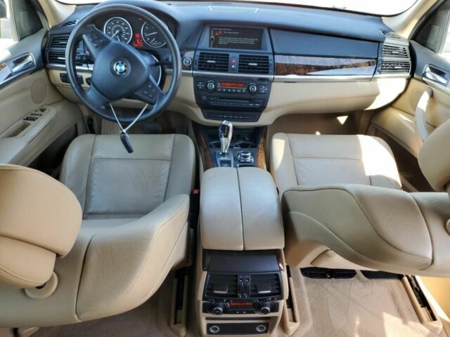 Чорний БМВ Х5, об'ємом двигуна 3 л та пробігом 189 тис. км за 9500 $, фото 6 на Automoto.ua