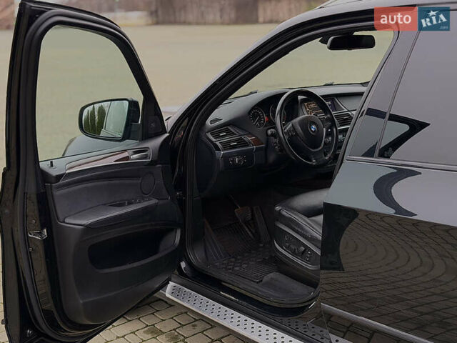 Чорний БМВ Х5, об'ємом двигуна 2.99 л та пробігом 300 тис. км за 15700 $, фото 22 на Automoto.ua