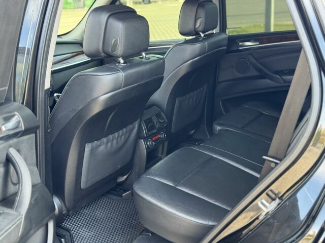 Черный БМВ Х5, объемом двигателя 3 л и пробегом 250 тыс. км за 16500 $, фото 7 на Automoto.ua