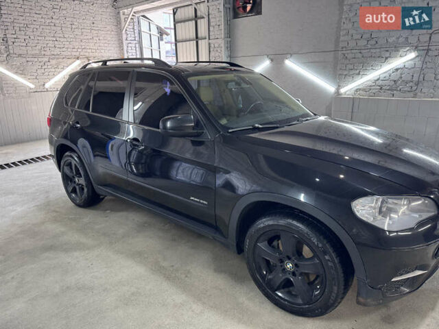 Чорний БМВ Х5, об'ємом двигуна 2.98 л та пробігом 218 тис. км за 13000 $, фото 1 на Automoto.ua