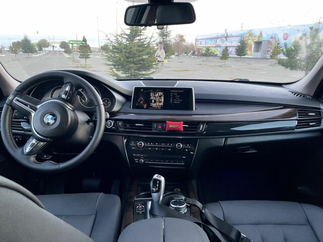 Черный БМВ Х5, объемом двигателя 3 л и пробегом 198 тыс. км за 25000 $, фото 12 на Automoto.ua