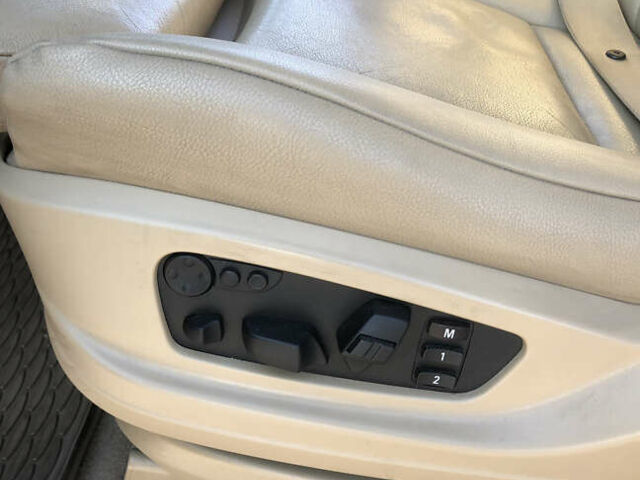 Черный БМВ Х5, объемом двигателя 2.98 л и пробегом 340 тыс. км за 12900 $, фото 15 на Automoto.ua