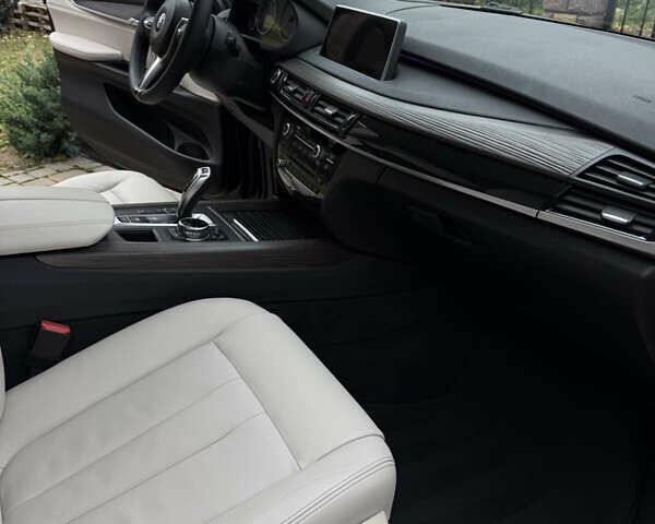 Черный БМВ Х5, объемом двигателя 3 л и пробегом 187 тыс. км за 28560 $, фото 25 на Automoto.ua