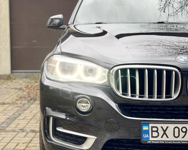 Черный БМВ Х5, объемом двигателя 3 л и пробегом 235 тыс. км за 17995 $, фото 10 на Automoto.ua