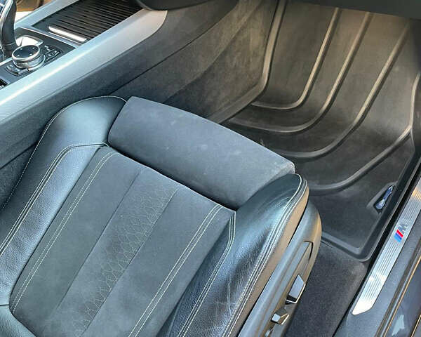 Черный БМВ Х5, объемом двигателя 3 л и пробегом 180 тыс. км за 32000 $, фото 13 на Automoto.ua