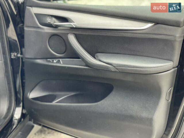 Черный БМВ Х5, объемом двигателя 2 л и пробегом 204 тыс. км за 26900 $, фото 60 на Automoto.ua