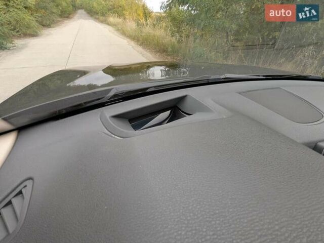 Черный БМВ Х5, объемом двигателя 3 л и пробегом 314 тыс. км за 16700 $, фото 38 на Automoto.ua