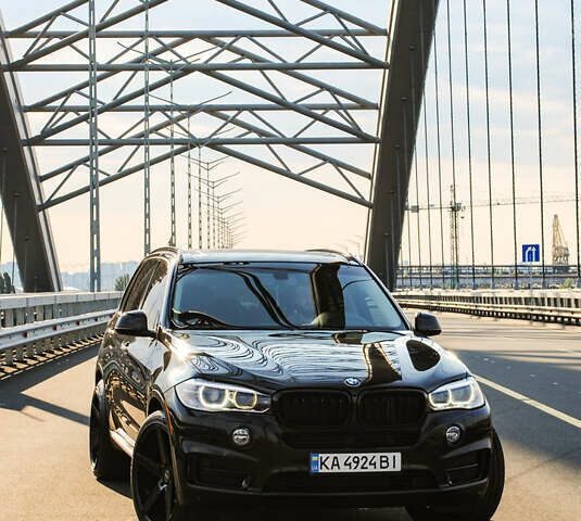 Черный БМВ Х5, объемом двигателя 2.99 л и пробегом 300 тыс. км за 28000 $, фото 1 на Automoto.ua