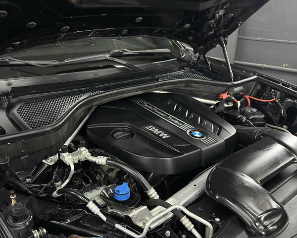 Чорний БМВ Х5, об'ємом двигуна 2 л та пробігом 250 тис. км за 24999 $, фото 12 на Automoto.ua