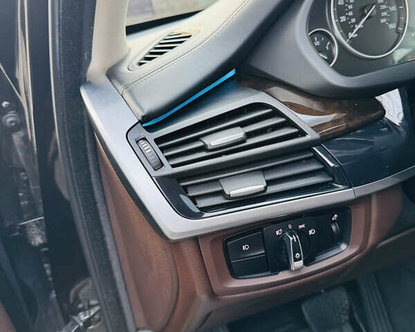 Черный БМВ Х5, объемом двигателя 2.98 л и пробегом 210 тыс. км за 22500 $, фото 12 на Automoto.ua