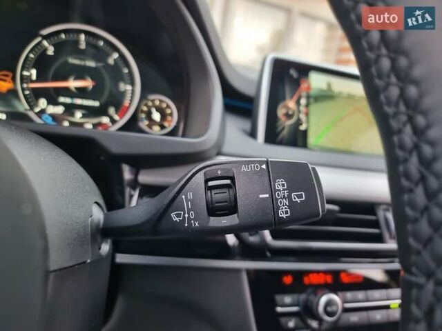 Черный БМВ Х5, объемом двигателя 3 л и пробегом 258 тыс. км за 34700 $, фото 59 на Automoto.ua