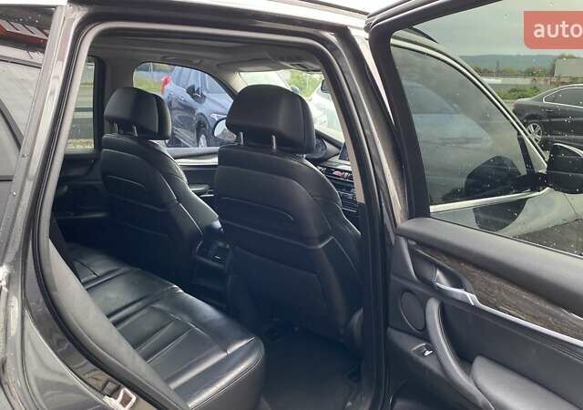 Черный БМВ Х5, объемом двигателя 2.98 л и пробегом 194 тыс. км за 18000 $, фото 20 на Automoto.ua