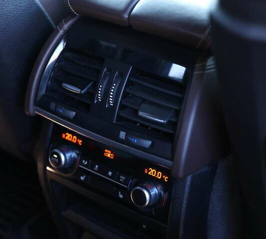 Черный БМВ Х5, объемом двигателя 2.99 л и пробегом 233 тыс. км за 39900 $, фото 15 на Automoto.ua