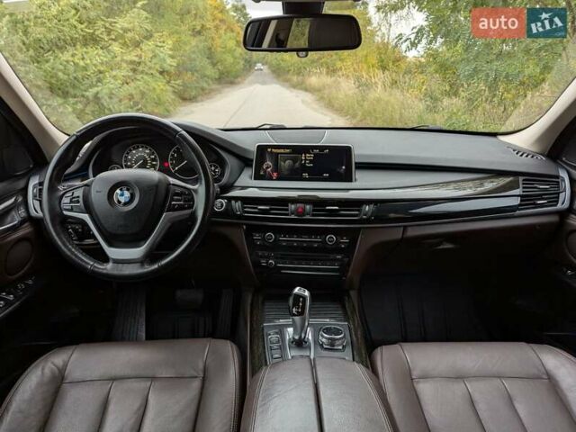 Черный БМВ Х5, объемом двигателя 3 л и пробегом 314 тыс. км за 16700 $, фото 24 на Automoto.ua