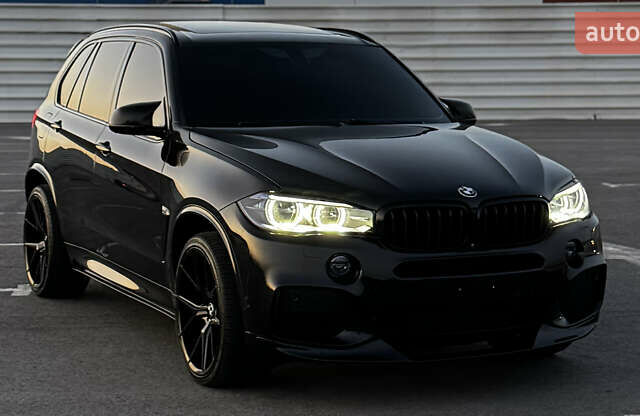 Чорний БМВ Х5, об'ємом двигуна 4.39 л та пробігом 204 тис. км за 26500 $, фото 23 на Automoto.ua
