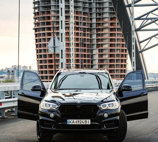 Черный БМВ Х5, объемом двигателя 2.99 л и пробегом 300 тыс. км за 28000 $, фото 12 на Automoto.ua