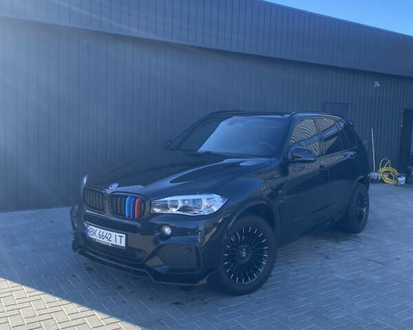 Черный БМВ Х5, объемом двигателя 2 л и пробегом 330 тыс. км за 31500 $, фото 16 на Automoto.ua