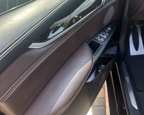 Черный БМВ Х5, объемом двигателя 3 л и пробегом 48 тыс. км за 41500 $, фото 7 на Automoto.ua