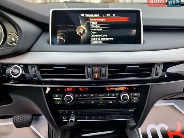 Черный БМВ Х5, объемом двигателя 3 л и пробегом 258 тыс. км за 34700 $, фото 63 на Automoto.ua