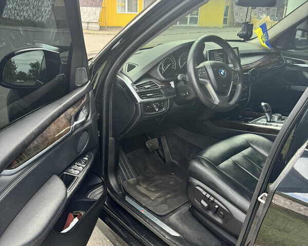 Чорний БМВ Х5, об'ємом двигуна 2.98 л та пробігом 162 тис. км за 27000 $, фото 7 на Automoto.ua