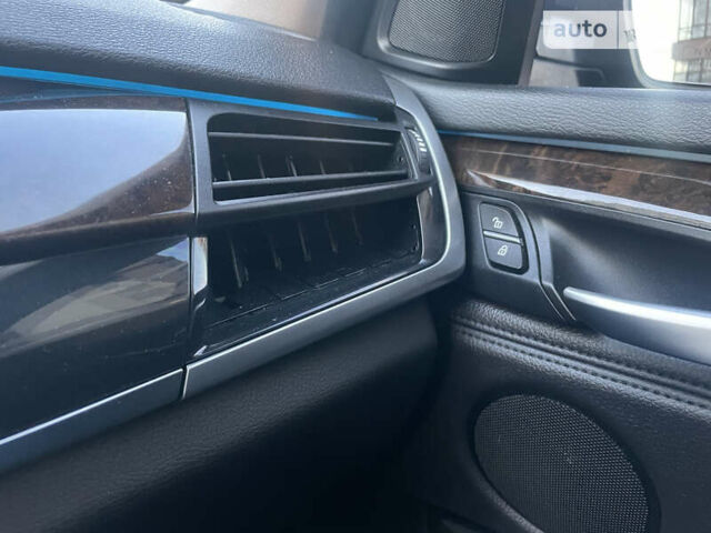 Черный БМВ Х5, объемом двигателя 2.98 л и пробегом 155 тыс. км за 21500 $, фото 33 на Automoto.ua