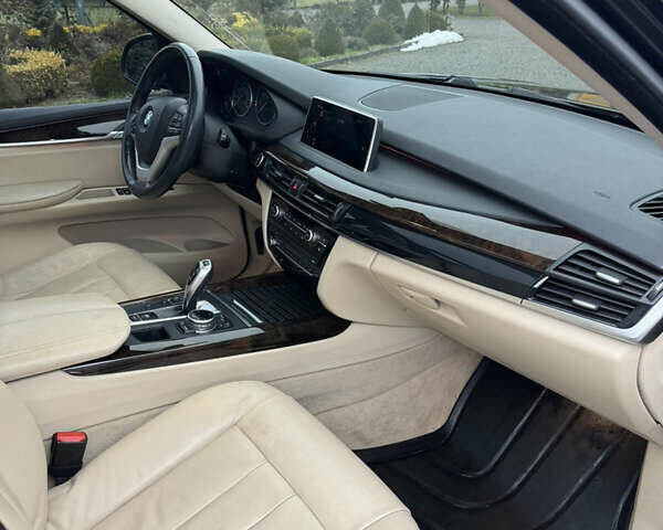 Черный БМВ Х5, объемом двигателя 2.98 л и пробегом 188 тыс. км за 20500 $, фото 16 на Automoto.ua