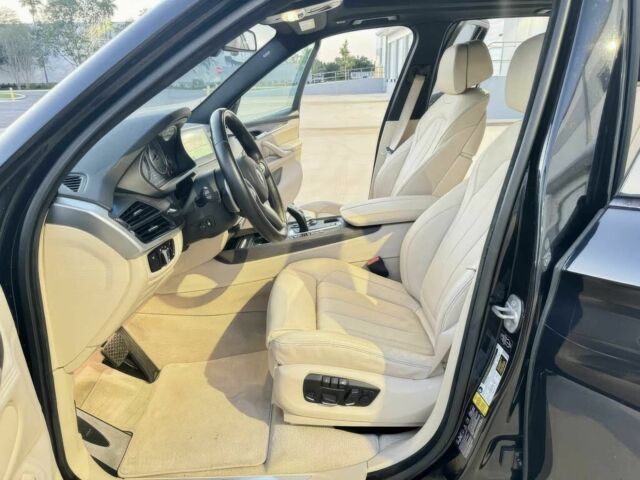 Чорний БМВ Х5, об'ємом двигуна 3 л та пробігом 100 тис. км за 15900 $, фото 8 на Automoto.ua