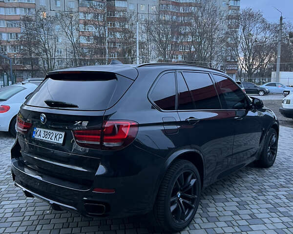 Черный БМВ Х5, объемом двигателя 4.39 л и пробегом 155 тыс. км за 26000 $, фото 13 на Automoto.ua