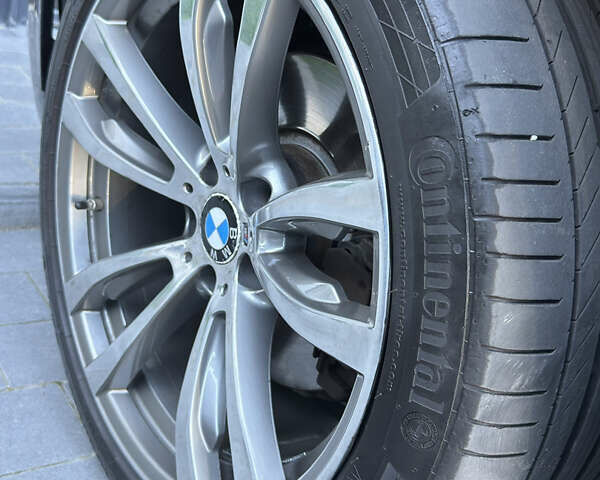 Черный БМВ Х5, объемом двигателя 3 л и пробегом 207 тыс. км за 35500 $, фото 59 на Automoto.ua