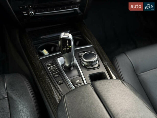 Черный БМВ Х5, объемом двигателя 3 л и пробегом 265 тыс. км за 28800 $, фото 29 на Automoto.ua