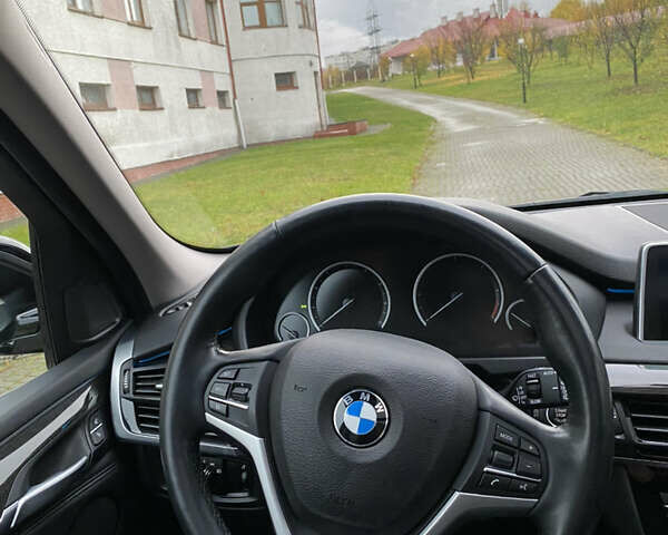 Чорний БМВ Х5, об'ємом двигуна 2.99 л та пробігом 195 тис. км за 26000 $, фото 14 на Automoto.ua