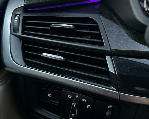 Чорний БМВ Х5, об'ємом двигуна 2.98 л та пробігом 172 тис. км за 20500 $, фото 21 на Automoto.ua