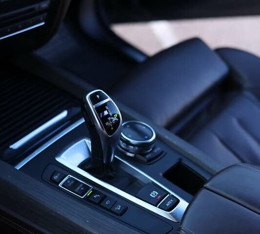 Черный БМВ Х5, объемом двигателя 2.99 л и пробегом 233 тыс. км за 39900 $, фото 13 на Automoto.ua