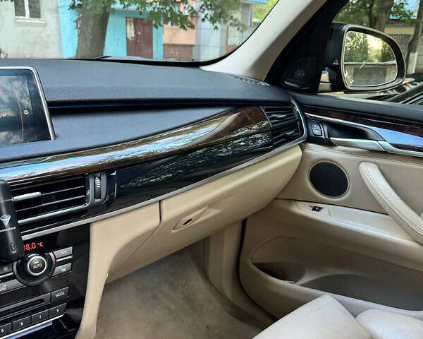 Черный БМВ Х5, объемом двигателя 2.98 л и пробегом 110 тыс. км за 24000 $, фото 3 на Automoto.ua