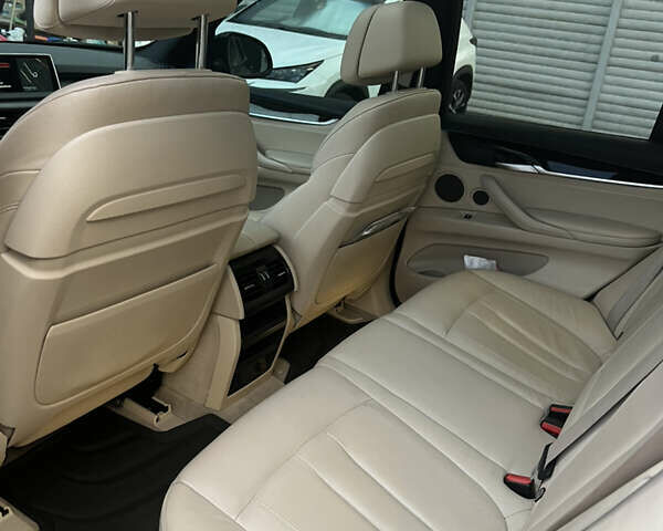 Черный БМВ Х5, объемом двигателя 2.99 л и пробегом 158 тыс. км за 36500 $, фото 3 на Automoto.ua