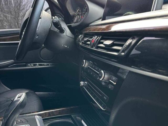 Чорний БМВ Х5, об'ємом двигуна 3 л та пробігом 182 тис. км за 23500 $, фото 11 на Automoto.ua