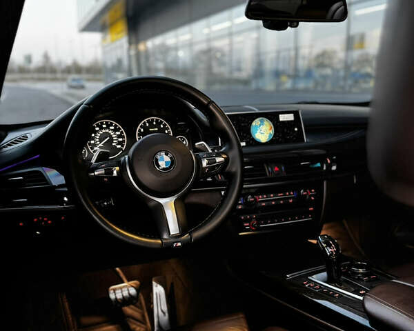 Чорний БМВ Х5, об'ємом двигуна 4.39 л та пробігом 204 тис. км за 26500 $, фото 32 на Automoto.ua