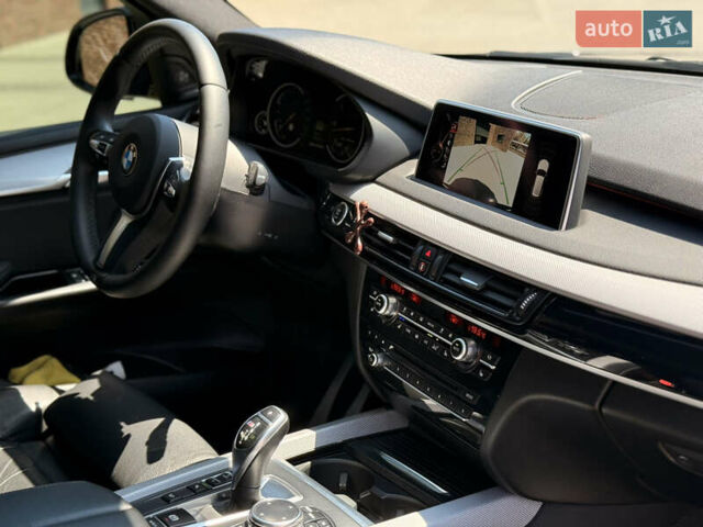 Черный БМВ Х5, объемом двигателя 3 л и пробегом 130 тыс. км за 39500 $, фото 15 на Automoto.ua