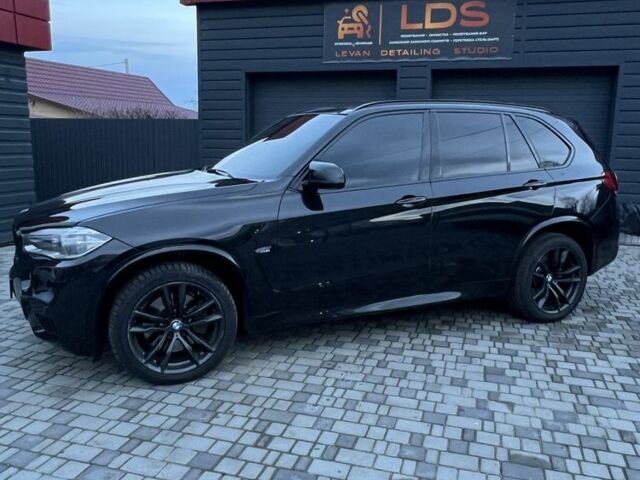 Чорний БМВ Х5, об'ємом двигуна 4.4 л та пробігом 155 тис. км за 26000 $, фото 21 на Automoto.ua