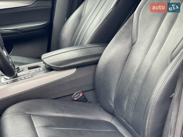 Черный БМВ Х5, объемом двигателя 2 л и пробегом 204 тыс. км за 26900 $, фото 35 на Automoto.ua