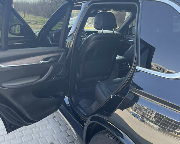 Чорний БМВ Х5, об'ємом двигуна 2.99 л та пробігом 209 тис. км за 35000 $, фото 25 на Automoto.ua