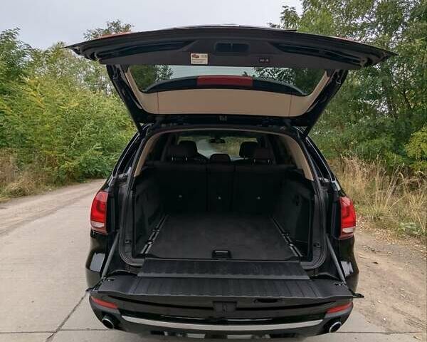 Черный БМВ Х5, объемом двигателя 3 л и пробегом 314 тыс. км за 16700 $, фото 42 на Automoto.ua