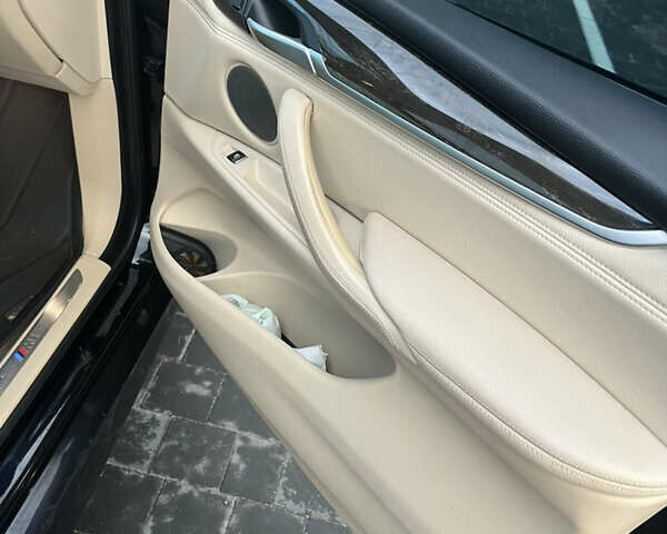 Черный БМВ Х5, объемом двигателя 2.99 л и пробегом 158 тыс. км за 36500 $, фото 14 на Automoto.ua