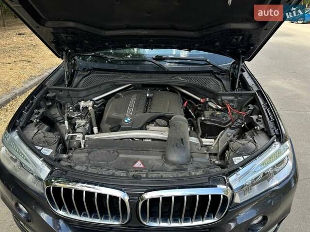 Черный БМВ Х5, объемом двигателя 3 л и пробегом 183 тыс. км за 23000 $, фото 10 на Automoto.ua