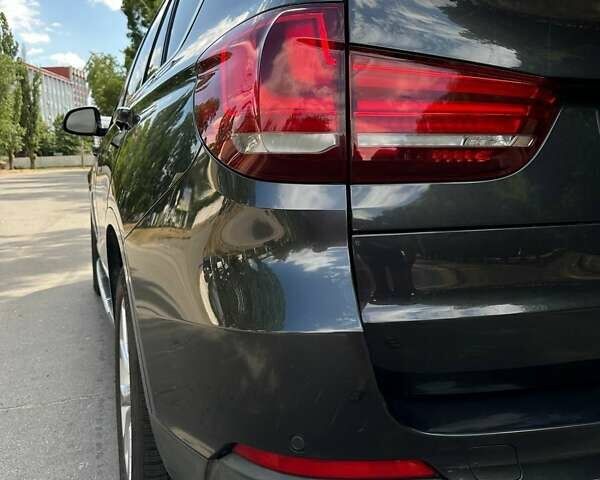 Черный БМВ Х5, объемом двигателя 3 л и пробегом 183 тыс. км за 23000 $, фото 3 на Automoto.ua