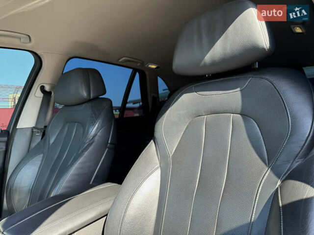 Чорний БМВ Х5, об'ємом двигуна 3 л та пробігом 227 тис. км за 28900 $, фото 12 на Automoto.ua