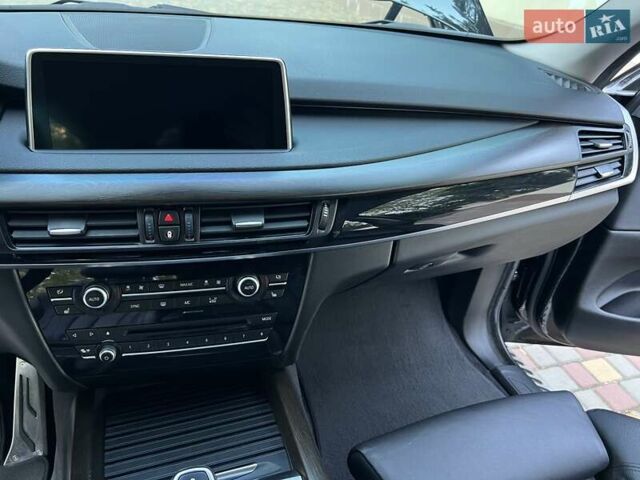 Черный БМВ Х5, объемом двигателя 2.99 л и пробегом 220 тыс. км за 29950 $, фото 28 на Automoto.ua