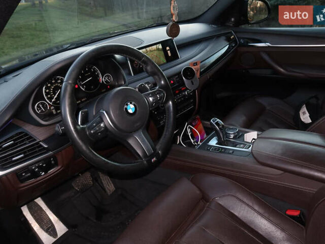 Черный БМВ Х5, объемом двигателя 2.98 л и пробегом 274 тыс. км за 22500 $, фото 3 на Automoto.ua