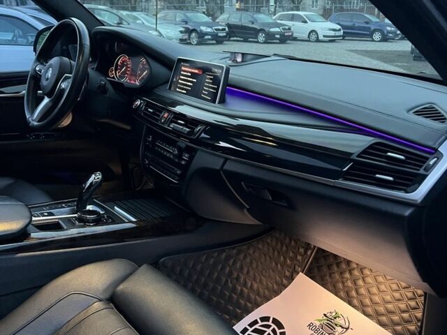 Чорний БМВ Х5, об'ємом двигуна 4.4 л та пробігом 155 тис. км за 26000 $, фото 14 на Automoto.ua