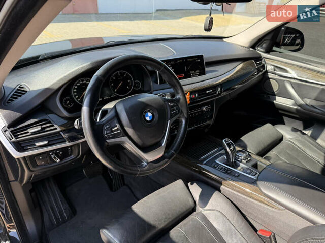 Чорний БМВ Х5, об'ємом двигуна 3 л та пробігом 227 тис. км за 28900 $, фото 11 на Automoto.ua